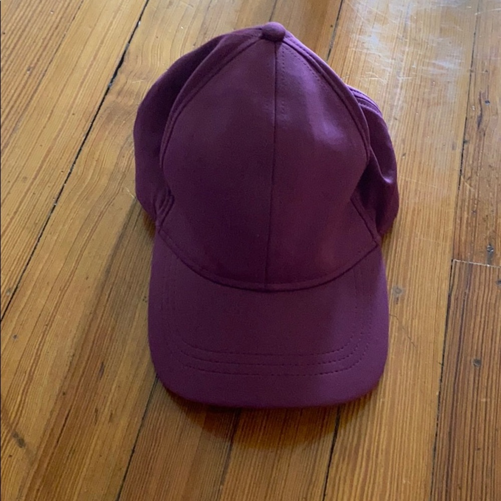 Lululemon hat